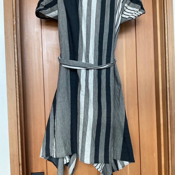 Wrap style linen tunic by KEDZIOREK in Poland…size 12 - Picture 5 of 6